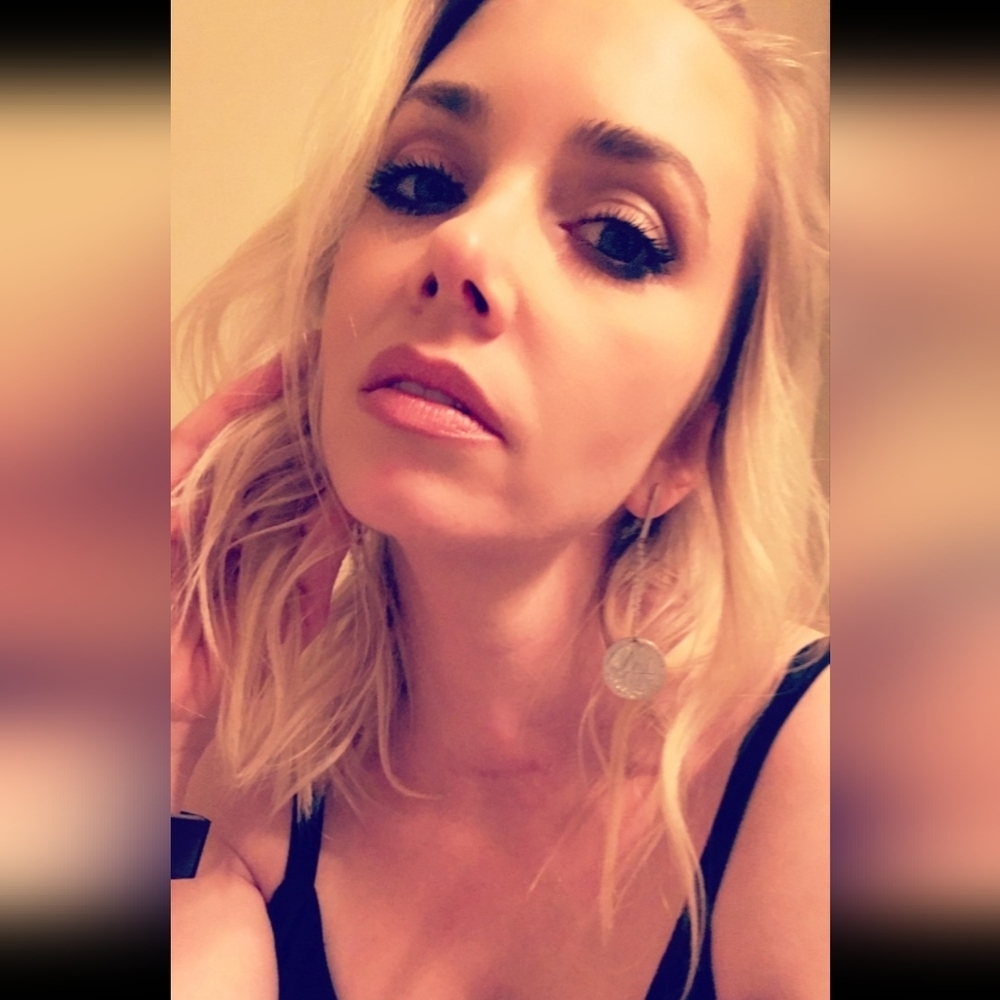 ❤️ CHEERS 🥂 TO GOING LIVE ❤️ - Picture 3 of 15